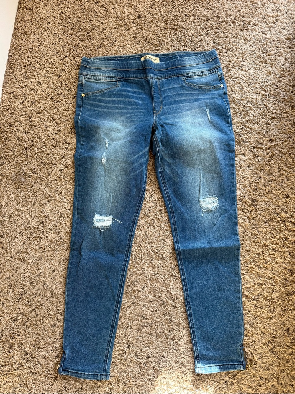 Democracy Medium Blue Distressed Jeggings with Knee Rips